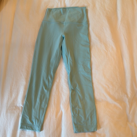 Lululemon Align Cropped Legging Size 4 - Picture 3 of 4